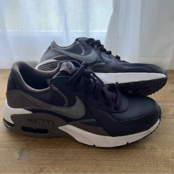 Nike Shoes - Nike Air Max Excee Lea in Cave Purple Size 8.5